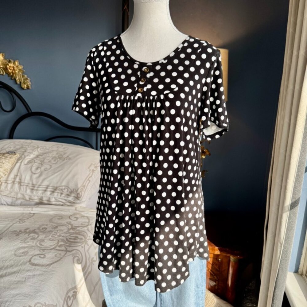 Black w White Polka Dots Babydoll Tee